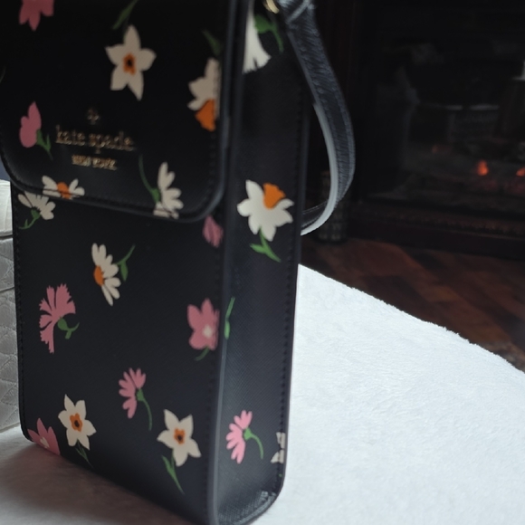 Kate Spade Black Crossbody Bag with Floral Accents - Picture 2 of 6